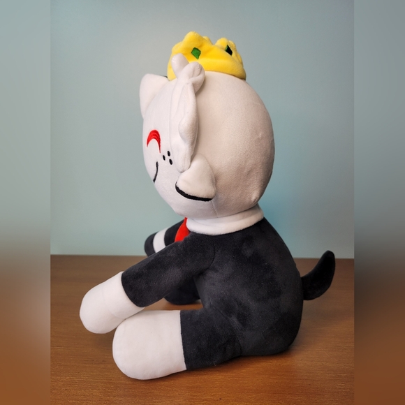 Ranboo Sit Plush Youtooz Limited Edition 12” Black and White with Yellow Crown - Picture 2 of 8